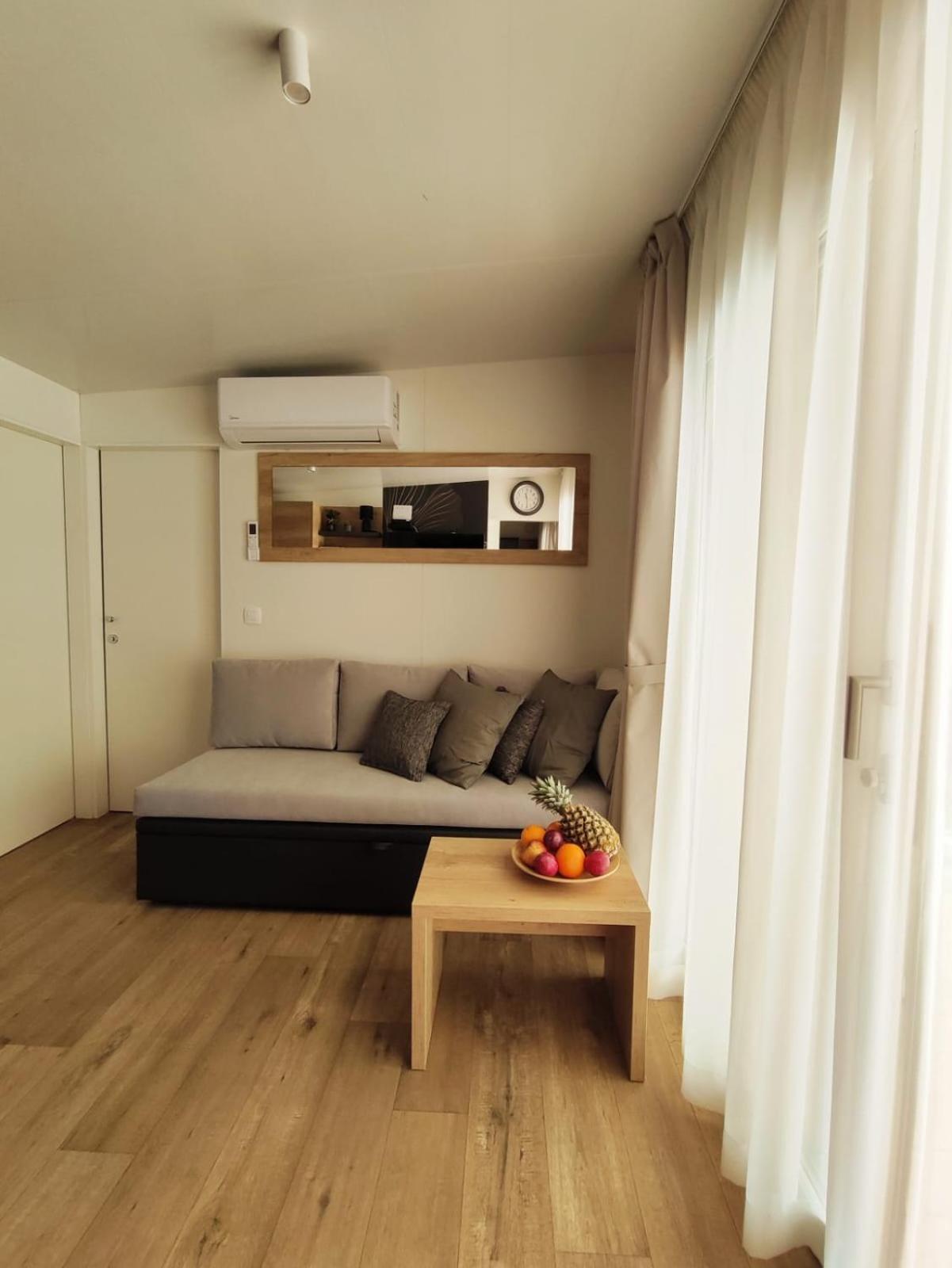 Mobile Home Kala Biograd Na Moru Extérieur photo